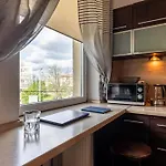 アパート - Balcony, Park And Tram Nearby - By Rentujemy *