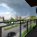 - Balcony, Park And Tram Nearby - By Rentujemy *