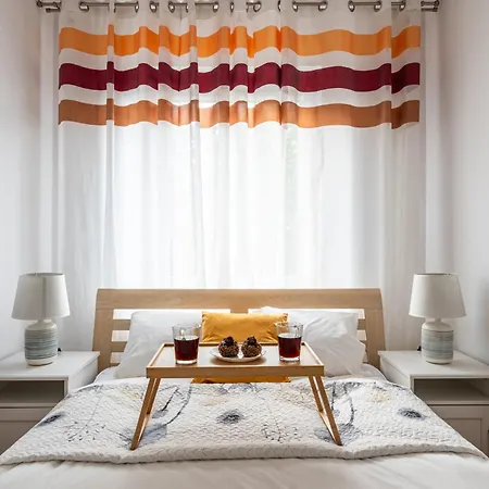 - Balcony, Park&tram Nearby - By Rentujemy *