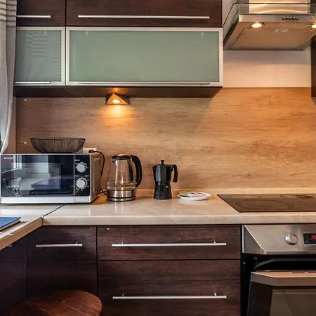 - Balcony, Park And Tram Nearby - By Rentujemy 아파트 브로츠와프