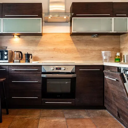 - Balcony, Park And Tram Nearby - By Rentujemy 아파트 *