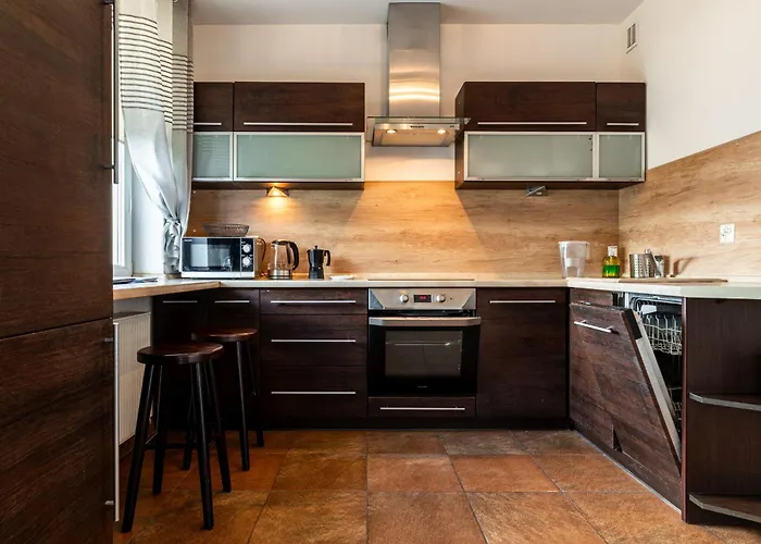 - Balcony, Park And Tram Nearby - By Rentujemy 브로츠와프