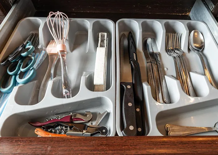 아파트 - Balcony, Park And Tram Nearby - By Rentujemy 브로츠와프