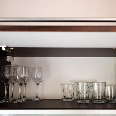 - Balcony, Park And Tram Nearby - By Rentujemy Appartamento Breslavia