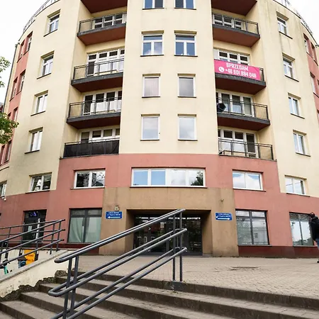 - Park And Tram Nearby - By Rentujemy Apartment *