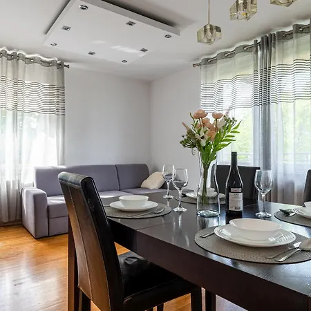 - Balcony, Park And Tram Nearby - By Rentujemy * Breslavia